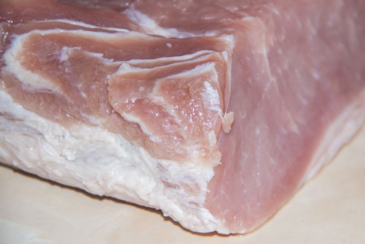 Est-il nécessaire d'écumer la mousse blanche du bouillon lors de la cuisson de la viande, ou est-ce une perte de temps ? Viande