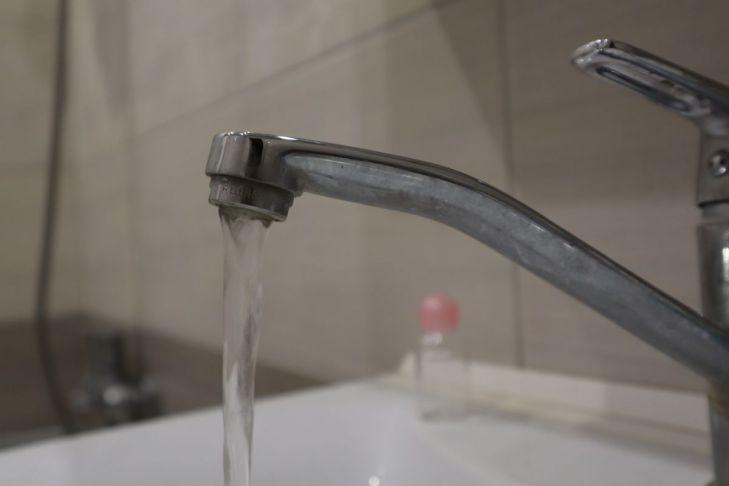How to protect the tap from scale: just wipe it with this product once - and the result will last for a long time tap