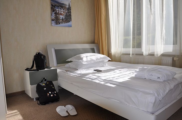 The French Way of Washing Clothes: You'll Be Stunned by How White They Are room