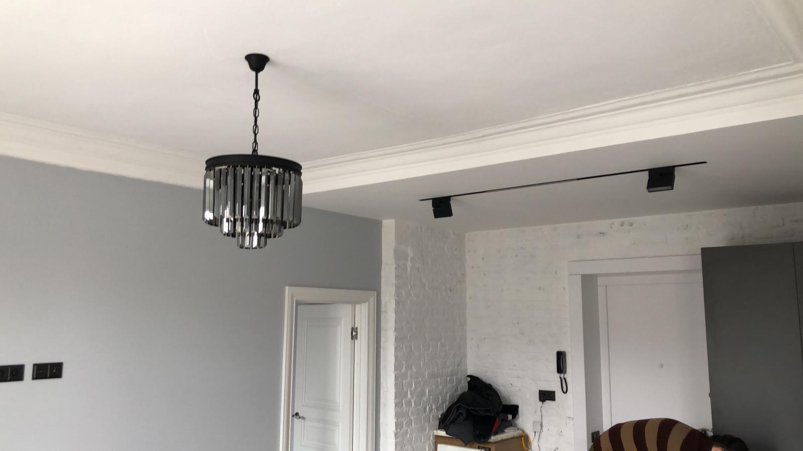 How to choose the perfect chandelier and not make a mistake: for living rooms and kitchens chandelier