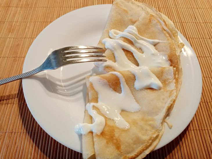 Fatigué des crêpes ordinaires ? Un simple ajout rendra le plat plus intéressant et savoureux crêpes