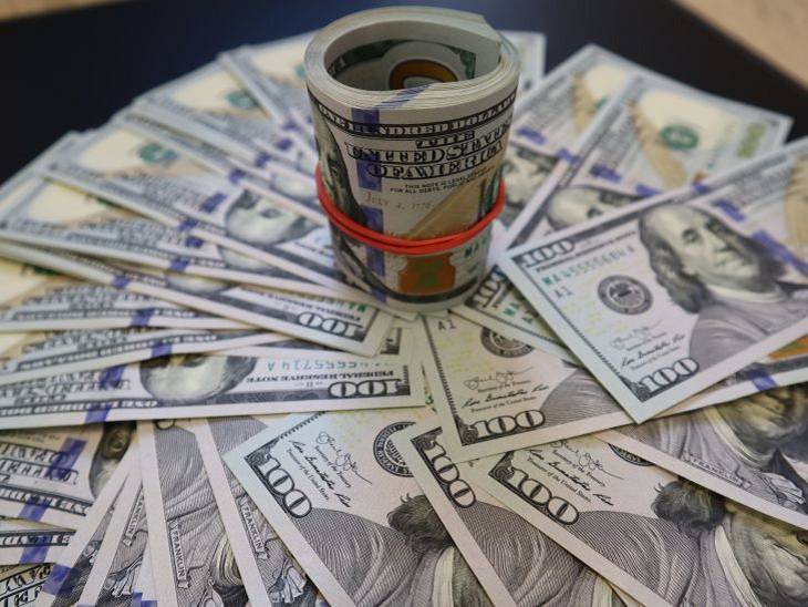 Is it possible to store dollars in a book: what many forget dollar