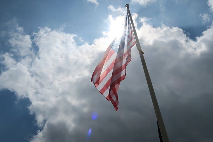 Clairvoyant Predicts US Destiny for 2023 flag