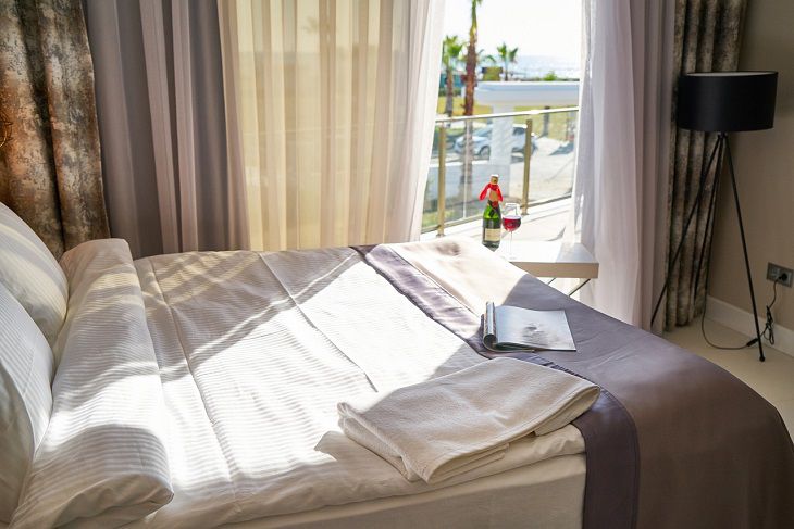 Your Bed Linen Will Be Whiter Than in a Five-Star Hotel: Soak It in This Solution Bed