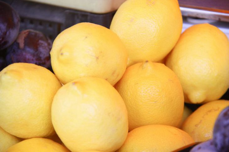 Why you should always keep a lemon in the freezer: a trick where it will come in handy Lemon