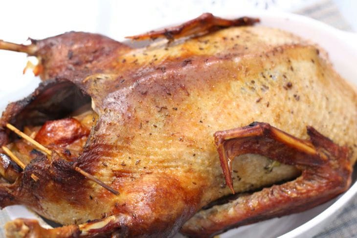 How Chicken and Chamomile Are Connected: A Useful Lifehack for Cooking Poultry Baked bird