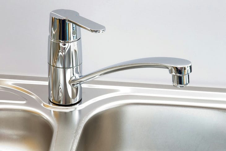 How to Quickly Clean a Stainless Steel Kitchen Sink: You Will Look Like You Are in a Mirror Mixer