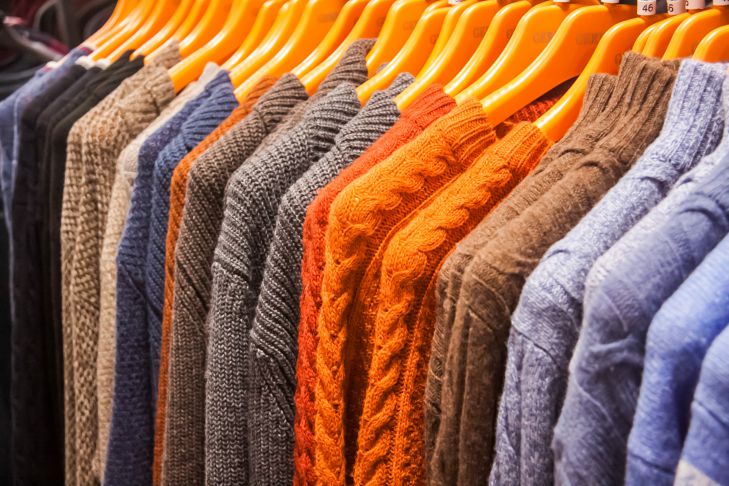 What items from a man's wardrobe can women wear: advice from stylists cloth