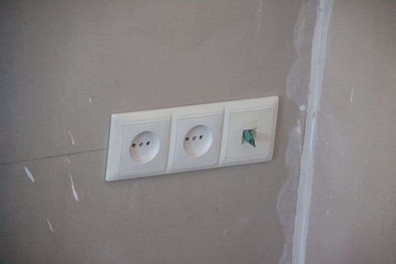 How to hide wires from household appliances: unusual methods Socket