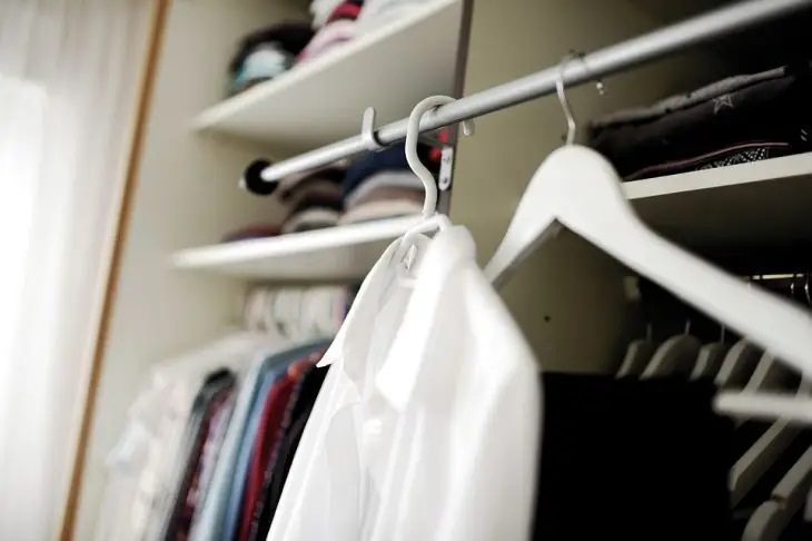 How to remove chewing gum stains from your favorite clothes: simple methods Cloth