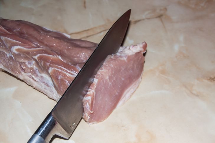 Can You Feed Dogs Raw Meat? Scientists Warn of Dangers Meat