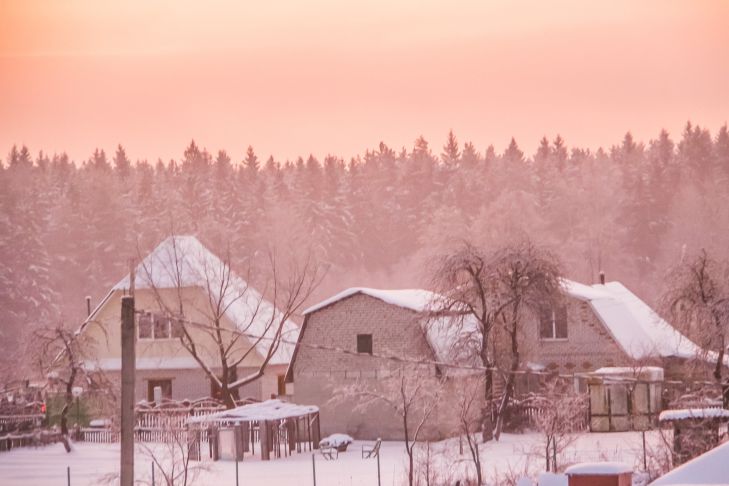 How to Celebrate New Year at the Country House: Where to Start house