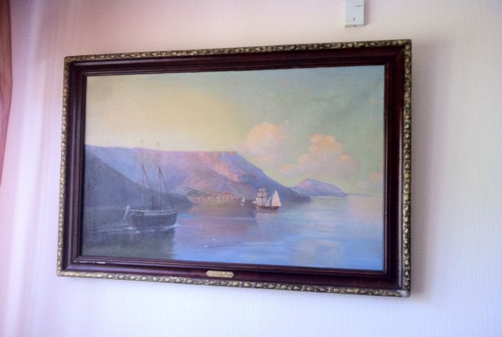 How to choose a painting for your apartment: 5 tips from a designer painting