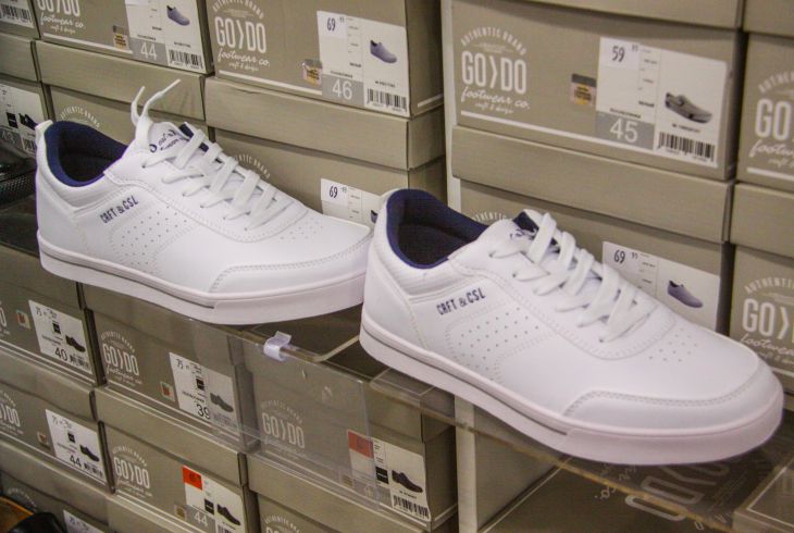 How to Clean White Sneakers Quickly: 5 Home Remedies sneakers