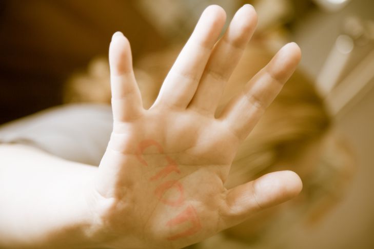 How to Restore Trust in a Relationship: Where Problems Come From - It's Not Always Possible to Make Amends hand