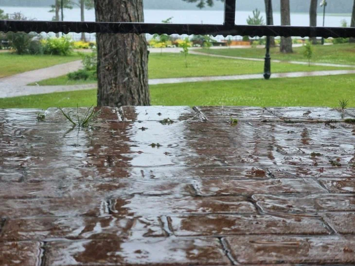 Three places on earth where it rained for a record long time: from several months to several years Rain Nature