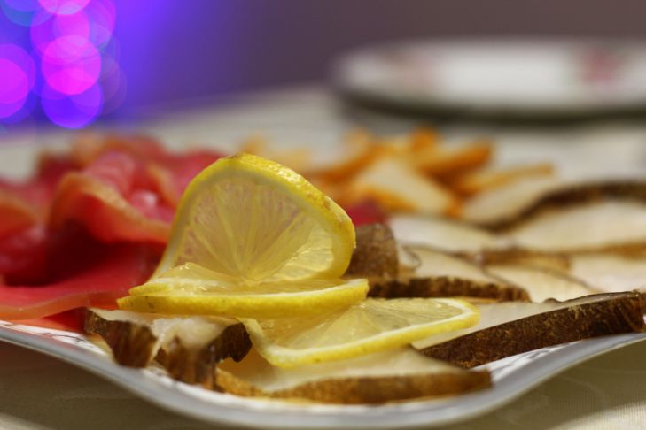 How to Give Food a Second Life: What to Do When the Expiry Date Is Coming to an End lemon