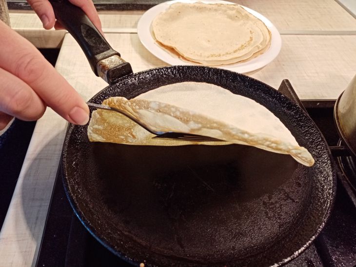 Warum Pfannkuchen reißen – häufige Fehler und was man dagegen tun kann Pfannkuchen