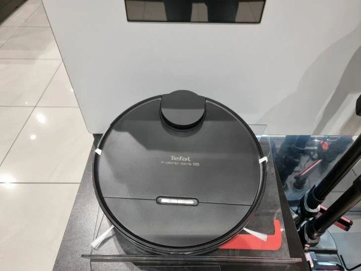Is it worth buying a washing vacuum cleaner: 3 cases when the purchase will be useless Vacuum cleaners