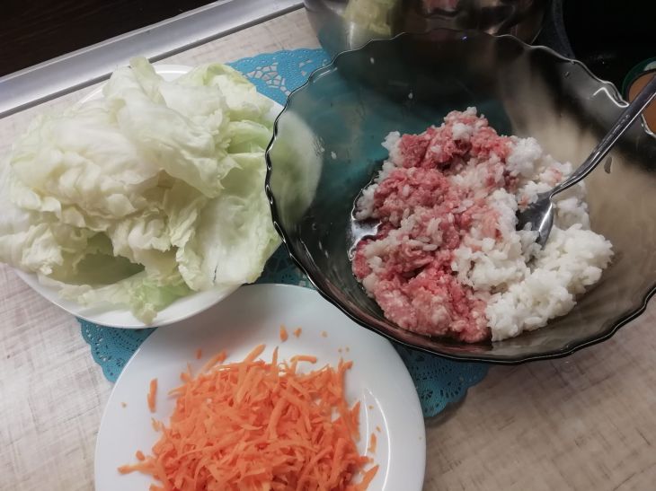 Wie man Kohl- und Linsenkoteletts kocht: ein einfaches Rezept – unglaublich gesund Kohl