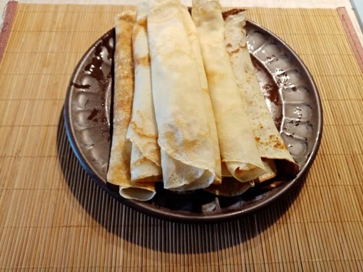 So wärmen Sie gefrorene Pfannkuchen richtig auf: Sogar ein Grundschüler kann es Pfannkuchen
