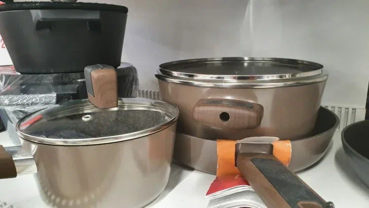 Pourquoi les raviolis collent-ils toujours ensemble : quelles erreurs faut-il éviter lors de la cuisson des raviolis ? Un vaisseau