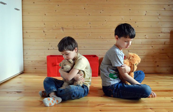 Pourquoi est-il important d'enseigner à un enfant la capacité de pardonner et comment le faire correctement : avis d'experts enfants