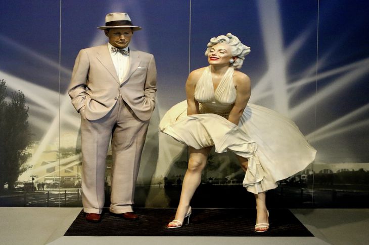 How much does the most expensive costume made for a movie cost: everyone has seen this dress Sculptures