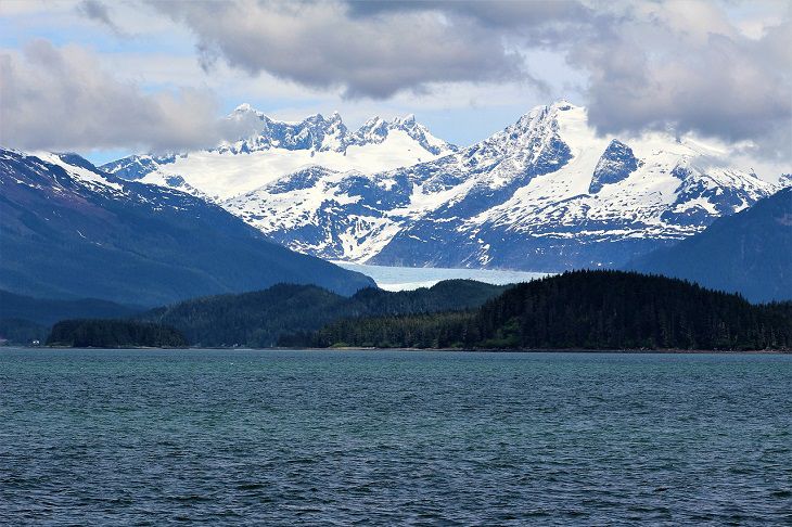 Aufgrund russisch-chinesischer Übungen entsandten die Vereinigten Staaten dringend Truppen nach Alaska Alaska