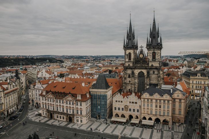 Die Prager Behörden haben nächtliche alkoholische Kneipentouren für Touristen verboten: Begründung Prag