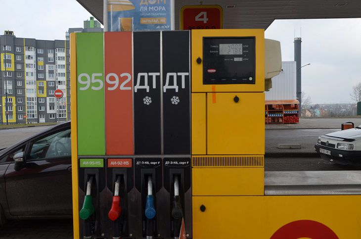 Le carburant diesel d'hiver a commencé à arriver dans les stations-service en Biélorussie station service