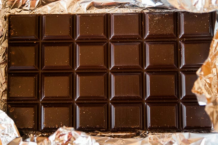 Salón SPA en casa: cómo hacer tú mismo una envoltura de chocolate Chocolate