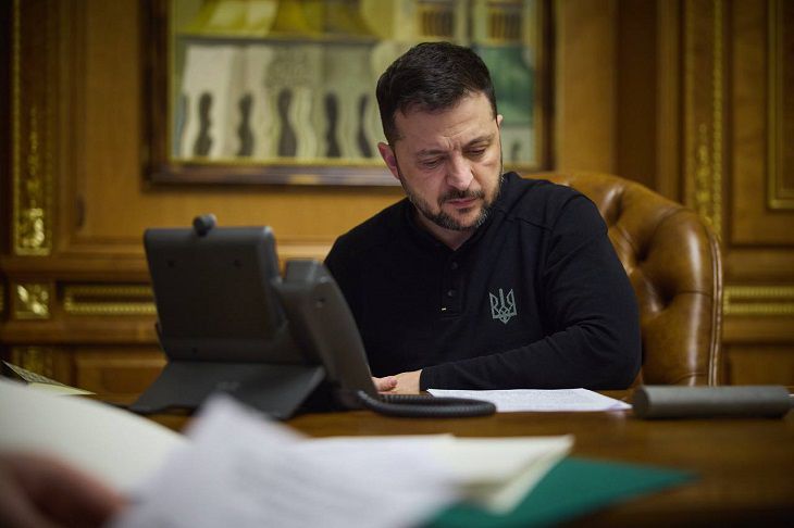 Bloomberg: Zelensky is ready to end the conflict without returning territories Vladimir Zelensky