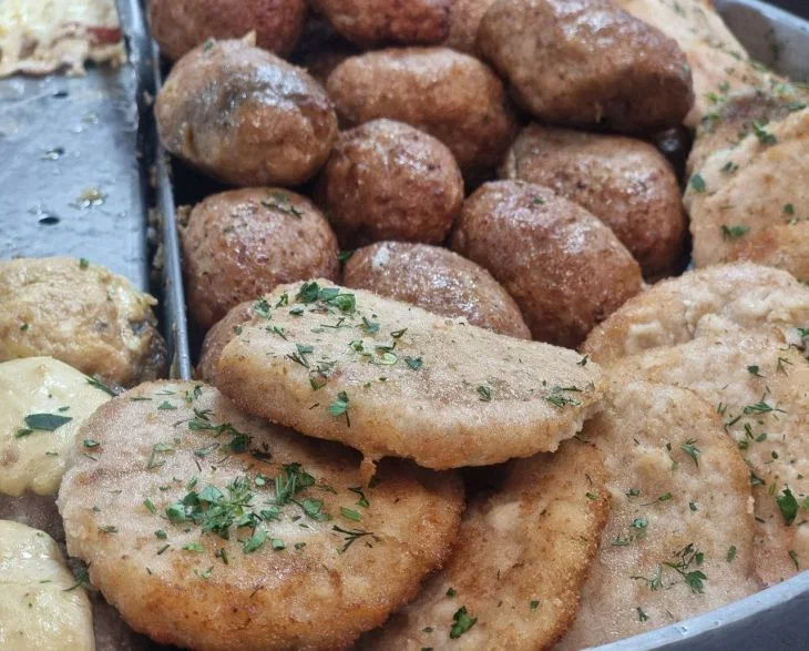 Why Late Dinner Is Dangerous for Your Health: A Curious Experiment Cutlets Schnitzel