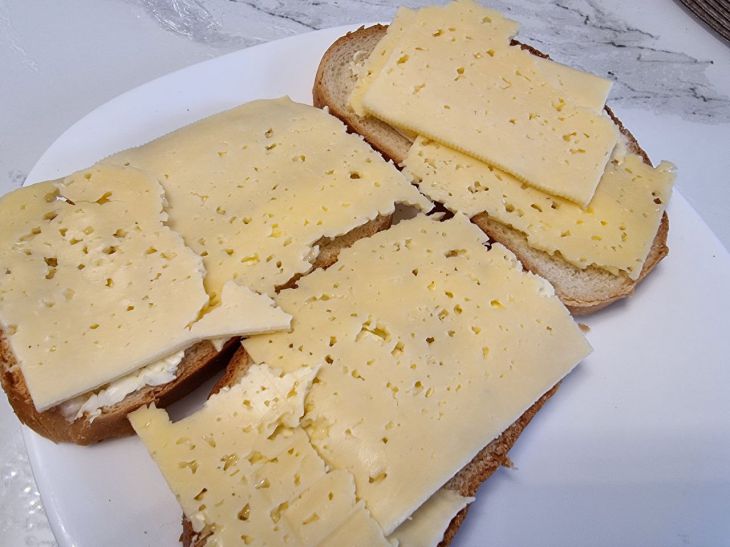 Por qué hay que renunciar a los sándwiches con salchicha y queso: una buena razón sándwiches