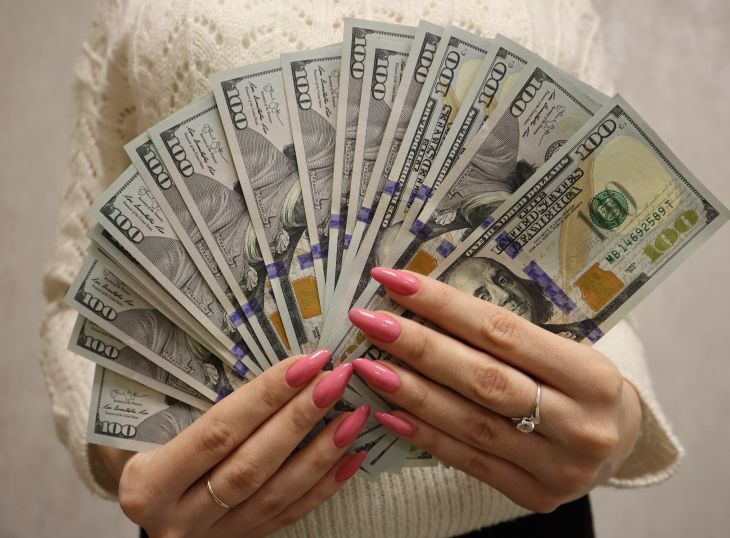 How to Become a Millionaire: Three Useful Habits of Successful People That Will Help You Too money