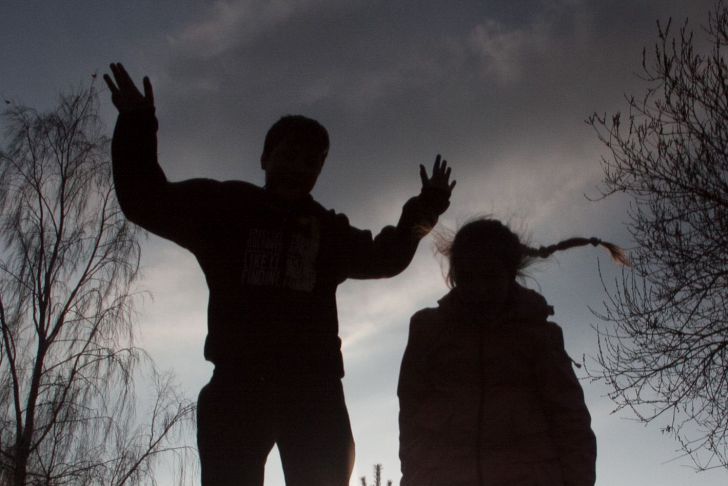 3 Erziehungssätze, die auch erwachsene Kinder jeden Tag hören sollten Kinder