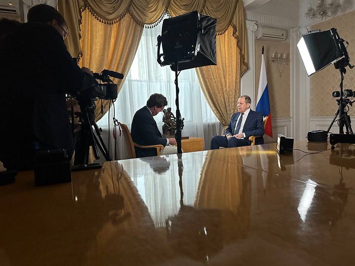 Zakharova a raconté ce dont Carlson avait parlé avec Lavrov Lavrov