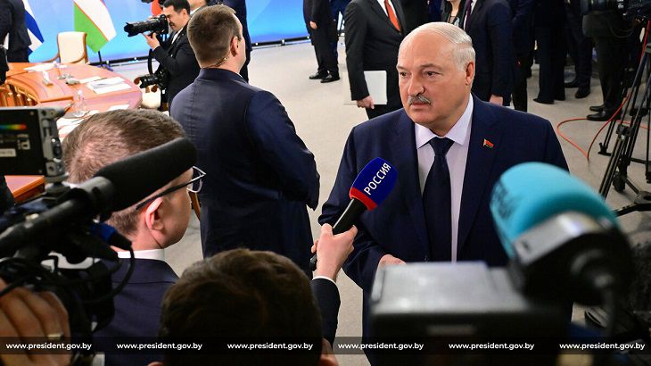 Loukachenko a annoncé combien d'Oreshnikov la Biélorussie recevrait Alexandre Loukachenko