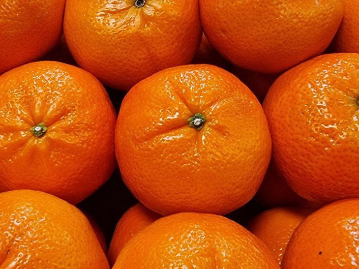 Dangerous tangerines. Who shouldn't eat them and why tangerines