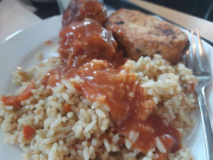 Pourquoi il ne faut pas réchauffer le riz : un danger que peu de gens connaissent riz