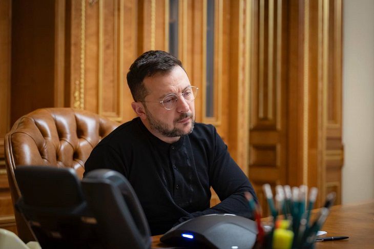 Se describe el futuro de Zelensky: la predicción del psíquico Rzaev Vladímir Zelenski