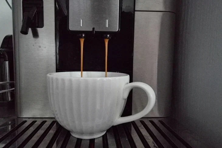 Est-il possible de perdre du poids avec du café : les scientifiques ont dit toute la vérité Café