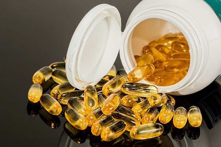 Warum manche Vitamine nachts nicht eingenommen werden sollten: eine echte Gefahr Tabletten