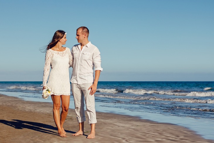 What Compliments Do Men Love: Words That Make Them Happy pair