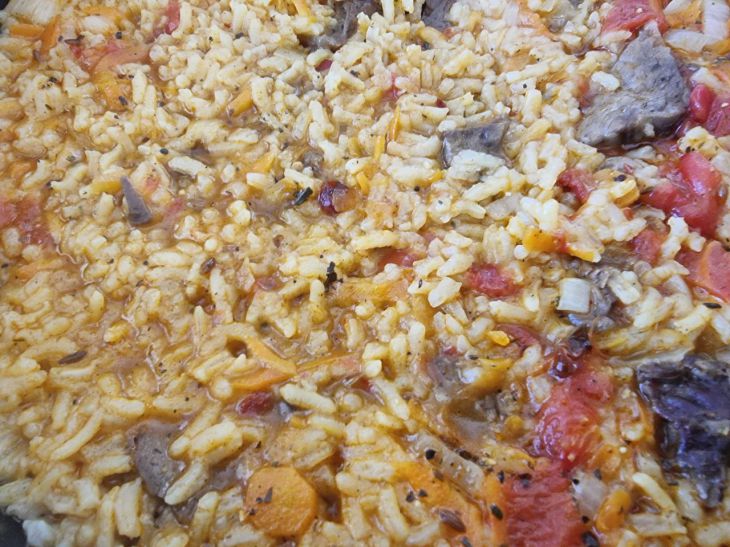 Why the pilaf turned out white and not very tasty: it's all about the carrots and onions pilaf
