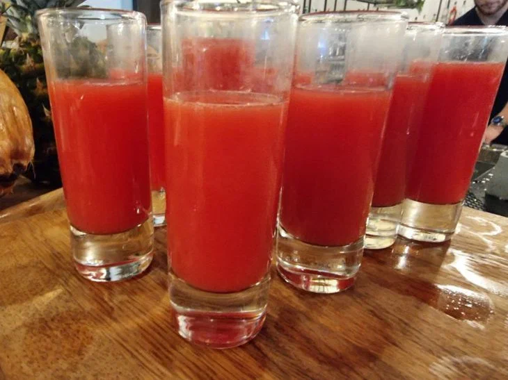 Dientes dañados y problemas gastrointestinales: cuáles son las desventajas de la dieta más popular Jugo